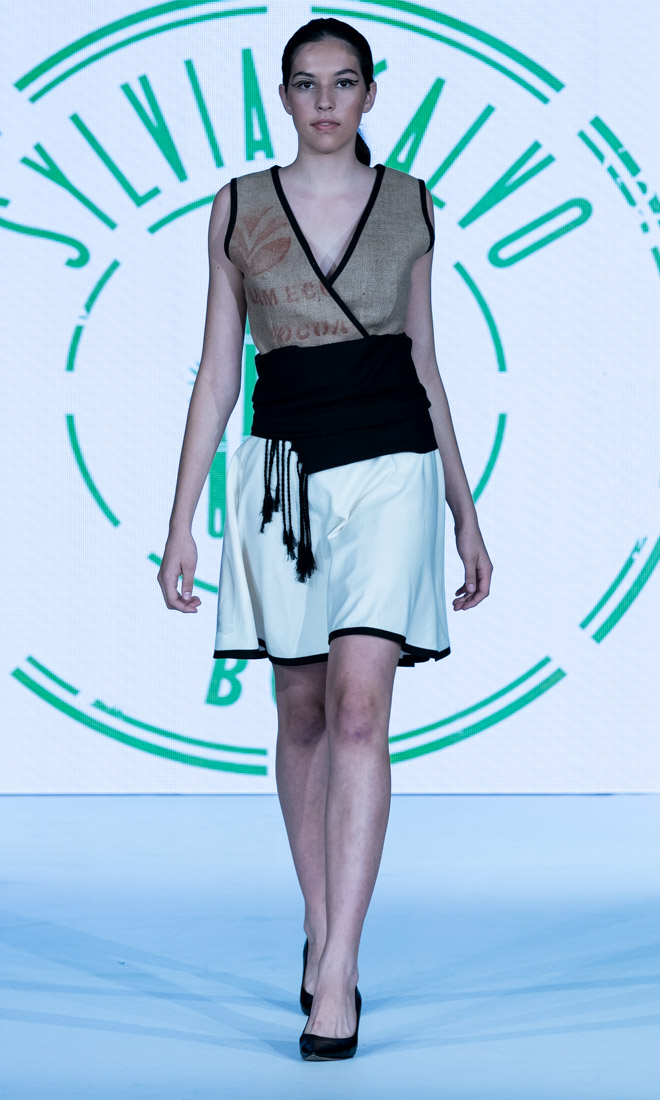 Sylvia Calvo Eco Fashion Week Australia 2018 Fremantle Photo Style Drama Simon Lau A9_04254