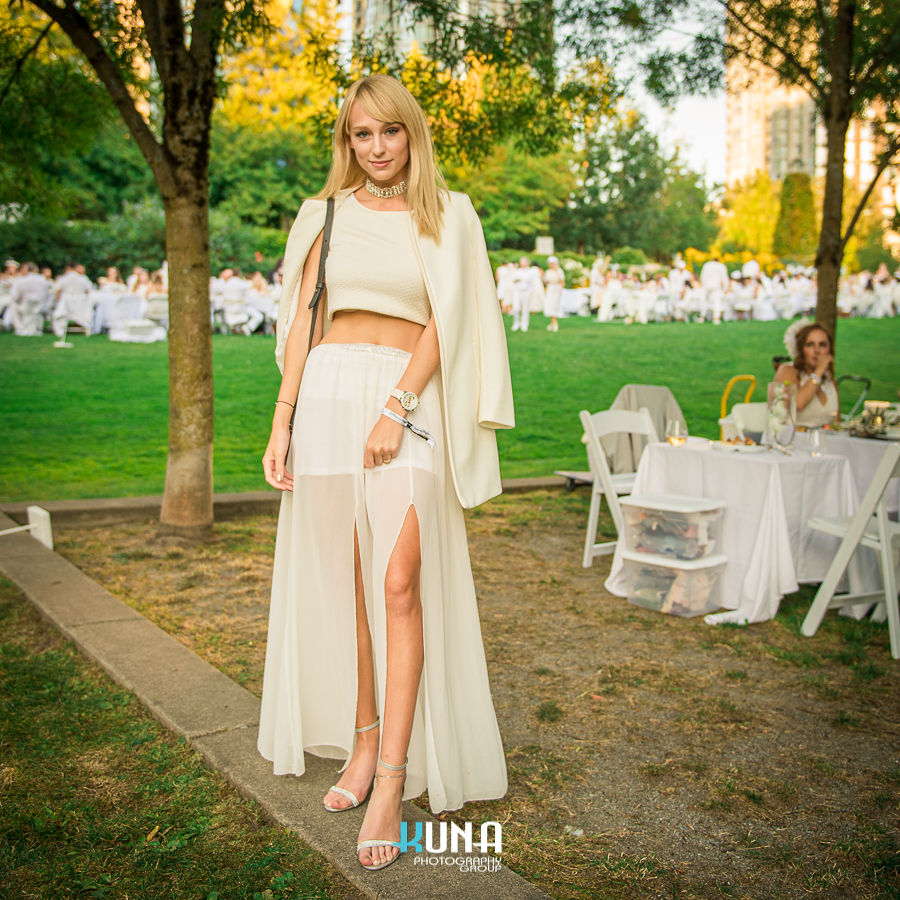 Vancouver all white summer party le diner en blanc