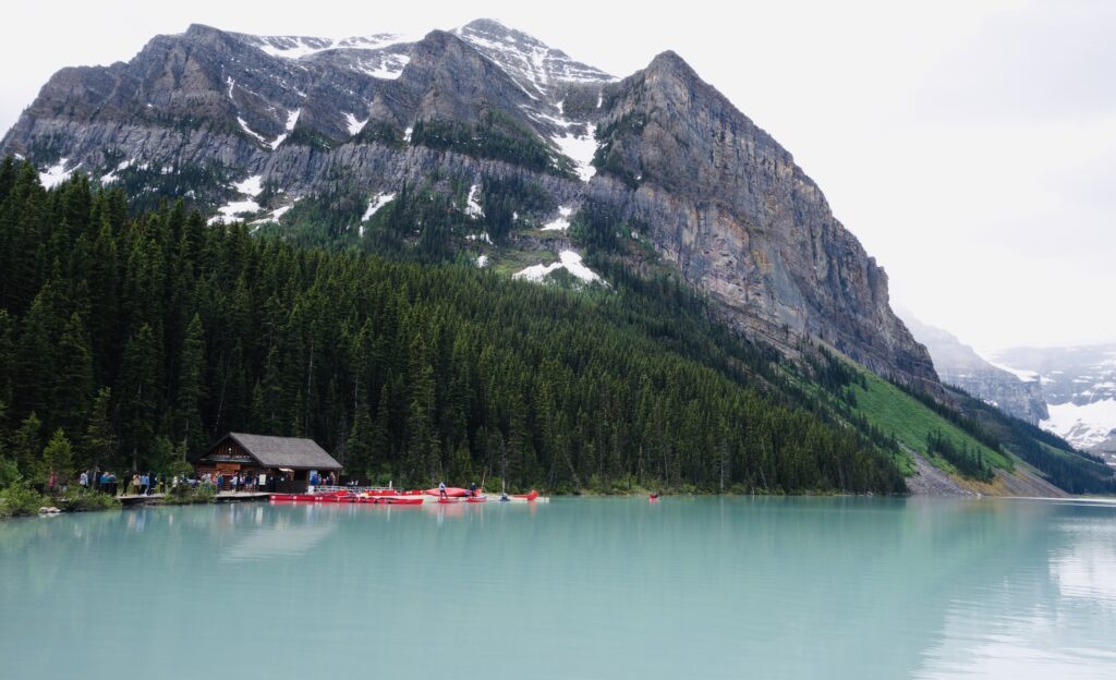 Lake Louise AB Photo Edward Quan