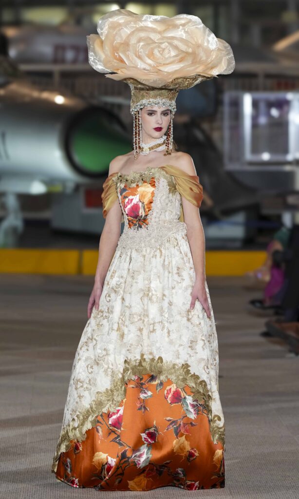 Elena Razlog Opera Looks