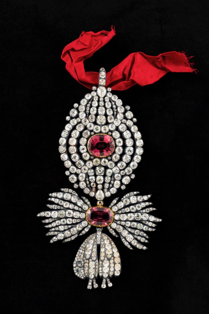 Hidden Treasures: Habsburg royal jewels at the MNBAQ