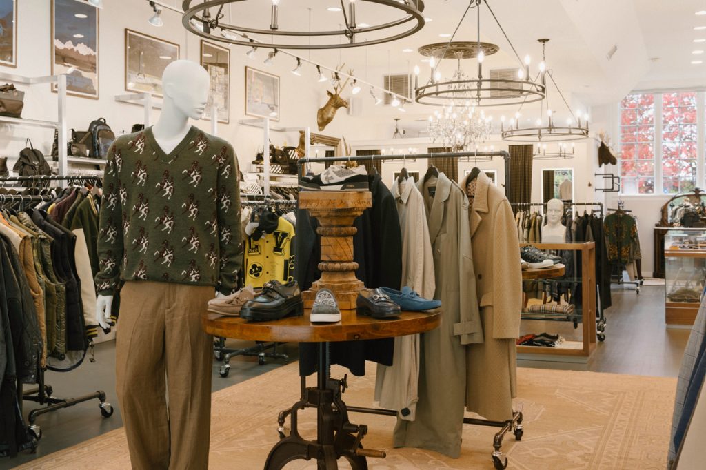 Turnabout Mens Shop